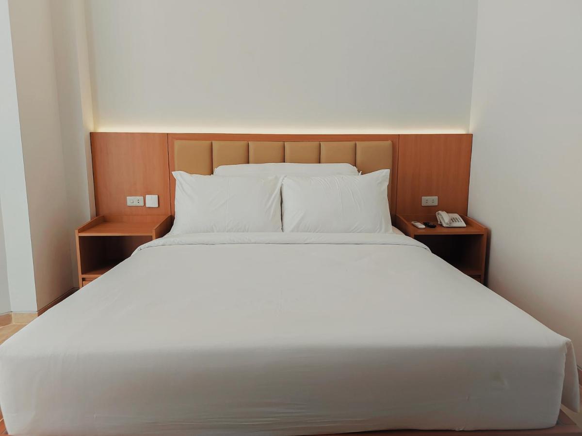 Ayman Syariah Hotel Surabaya Eksteriør billede